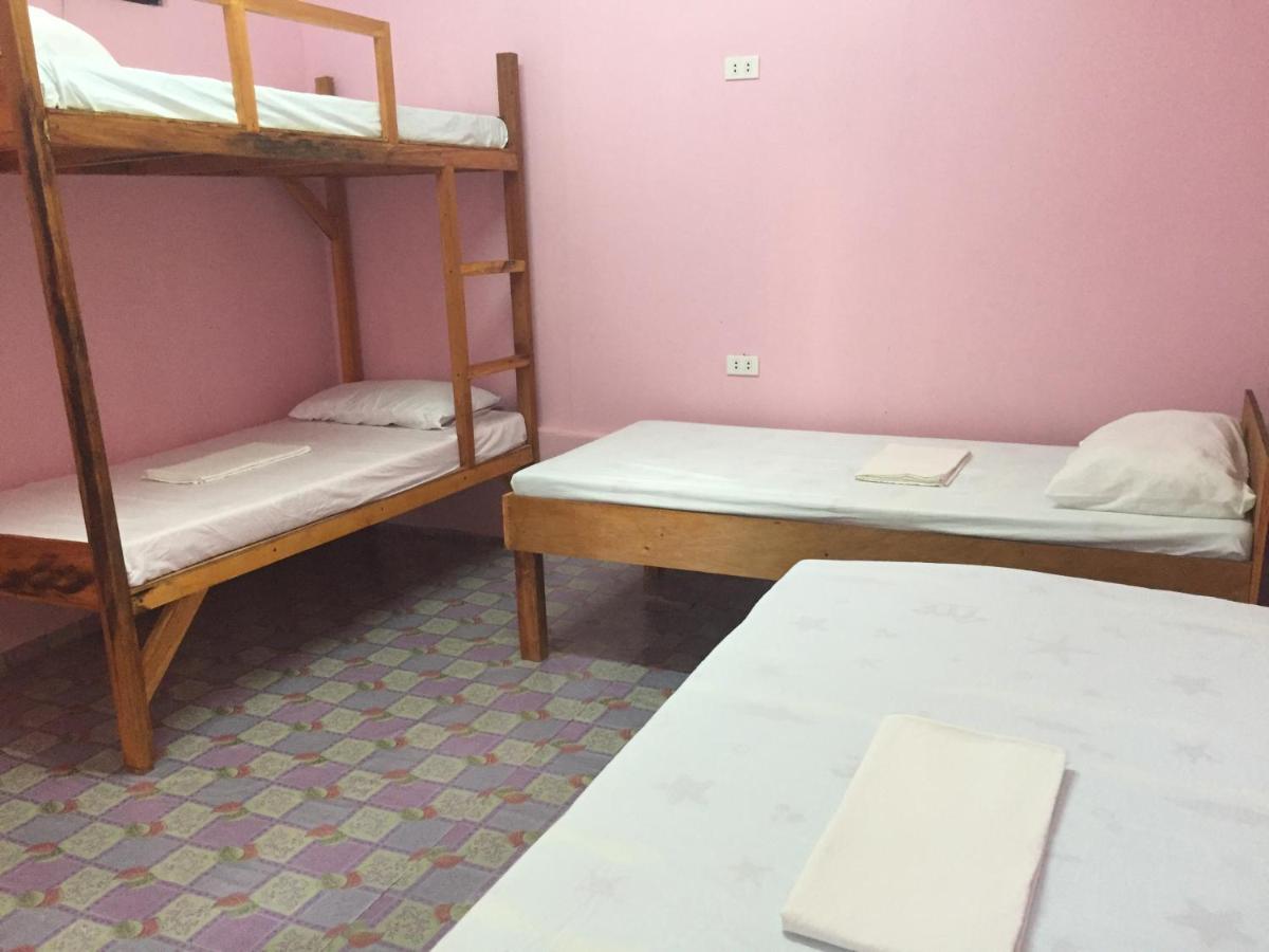 Bohemian Bohol Hostel Panglao Zewnętrze zdjęcie