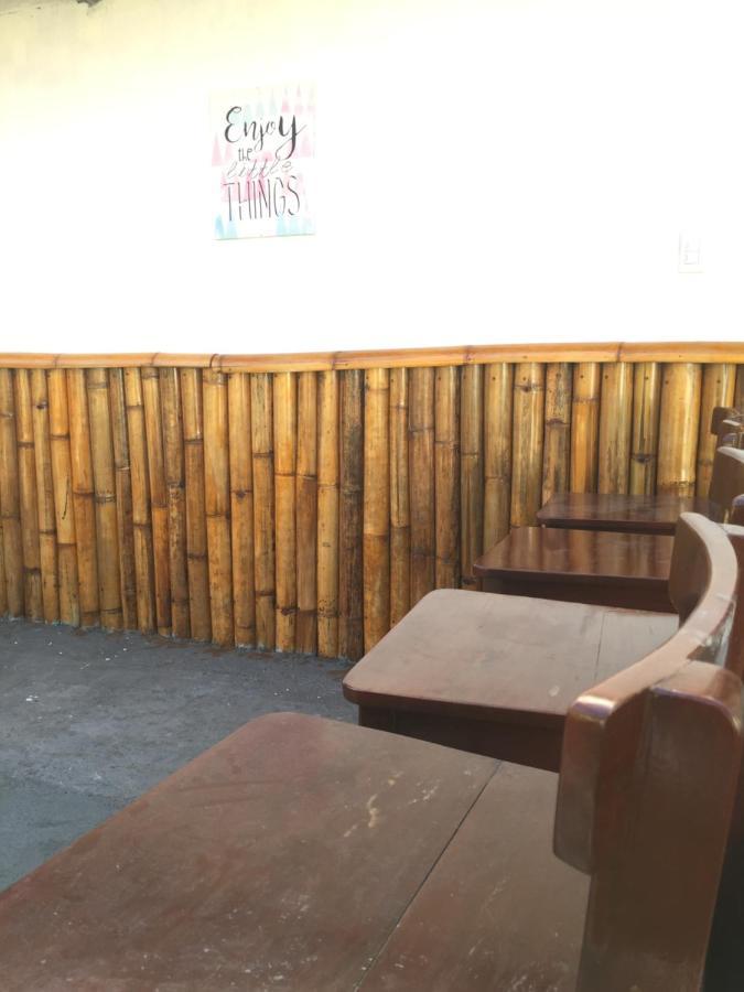 Bohemian Bohol Hostel Panglao Zewnętrze zdjęcie